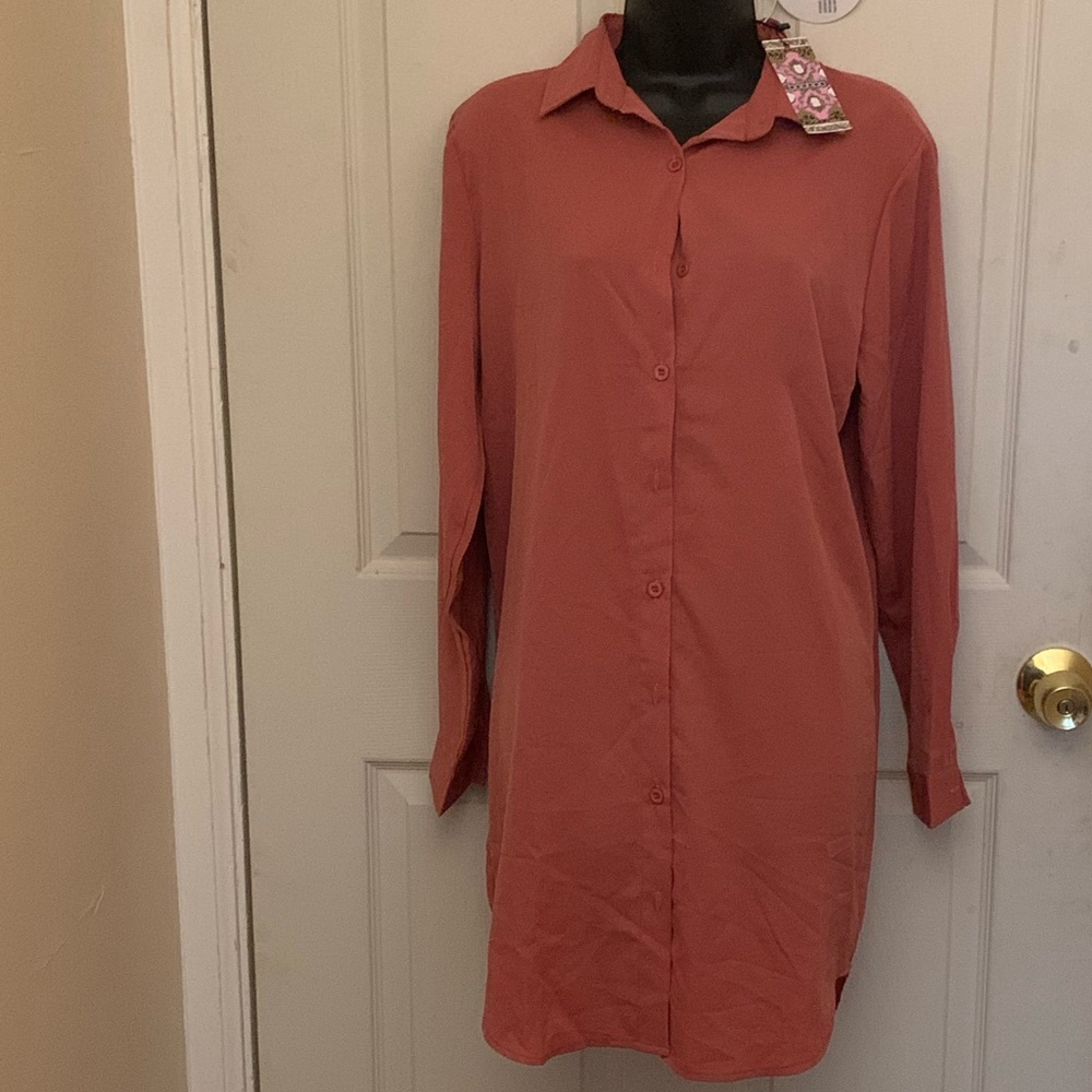 Boohoo Dress Brand New w/Tags 
Pink Shirt Dress